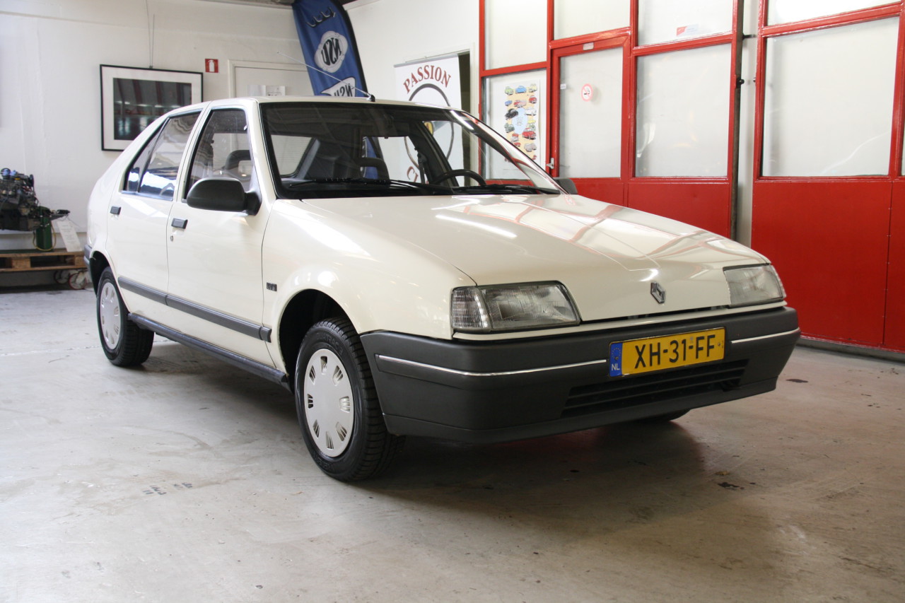 Renault 19 (24)
